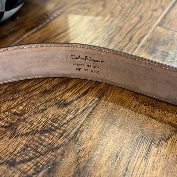 ❌ SOLD ❌ Ferragamo Belt - Picture 4 of 6